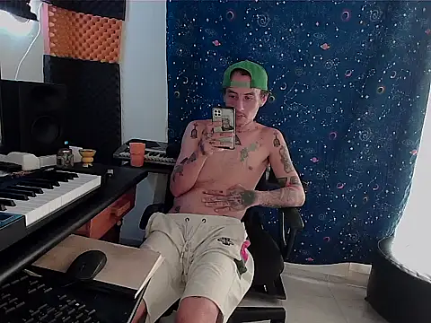 patrik tattoo  online show from 03-22-25, 07:20