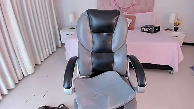 Kitty Pam online show from 02-27-25, 06:29