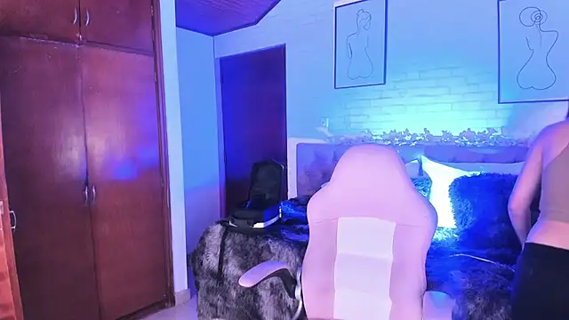 Kitty Pam online show from 04-17-26, 08:56