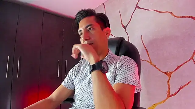 EdwardVlad online show from 12-06-24, 10:19