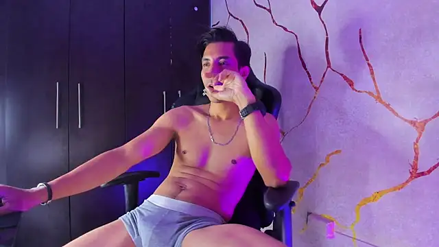 EdwardVlad online show from 12-14-24, 10:18