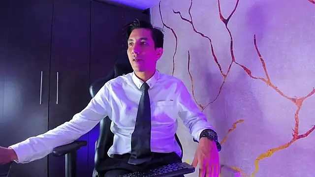 EdwardVlad online show from 12-17-24, 10:32