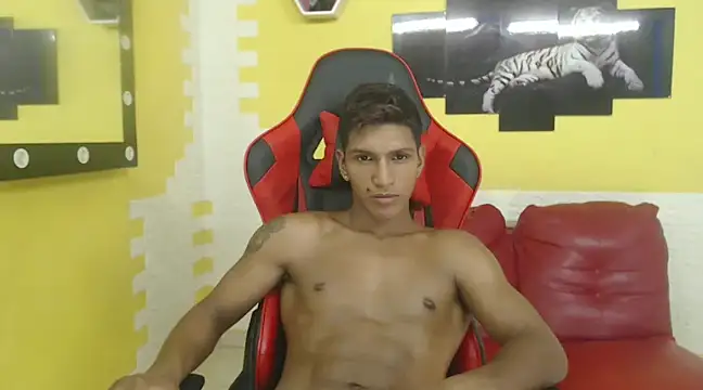 mau elixxx online show from 12-20-24, 06:08