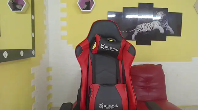 mau elixxx online show from 01-02-25, 12:23