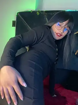 Snapshot of Jade_Zephyra chatting on 03-21-25, 12:18 Jade Zephyra online show from 03-21-25, 12:18