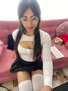 Snapshot of Jade_Zephyra chatting on 03-02-26, 03:41 Jade Zephyra online show from 03-02-26, 03:41