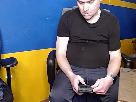 shyhuskyguy online show from 01-10-26, 04:36