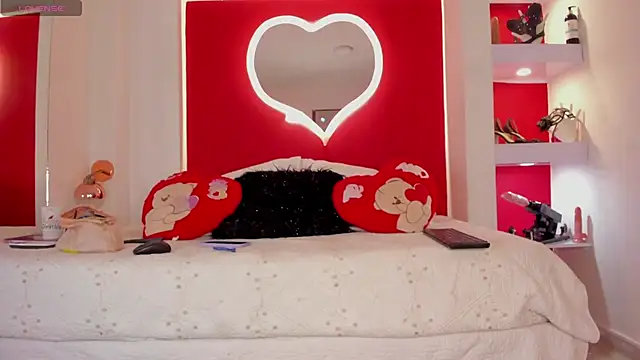 TabyJhonson online show from 10-31-25, 01:01