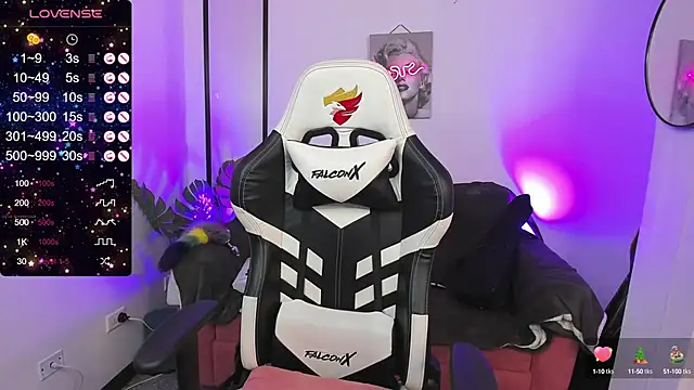 Snapshot of blackberrys_ chatting on 12-02-24, 08:33 blackberrys  online show from 12-02-24, 08:33