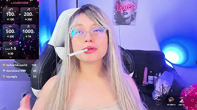 Snapshot of blackberrys_ chatting on 01-04-25, 03:07 blackberrys  online show from 01-04-25, 03:07