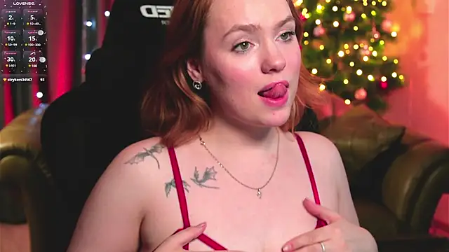 Snapshot of Kari_Lunna chatting on 12-29-24, 06:45 Kari Lunna online show from 12-29-24, 06:45