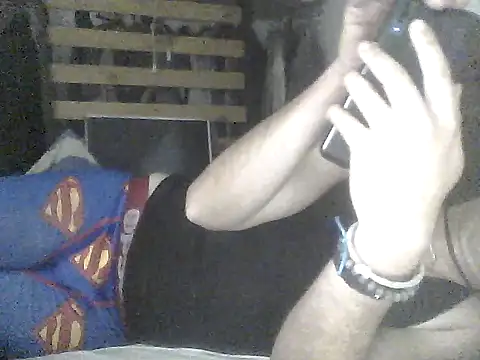 Snapshot of frank32love chatting on 01-14-25, 05:19 frank32love online show from 01-14-25, 05:19