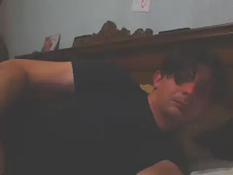 Snapshot of frank32love chatting on 01-27-25, 05:47 frank32love online show from 01-27-25, 05:47