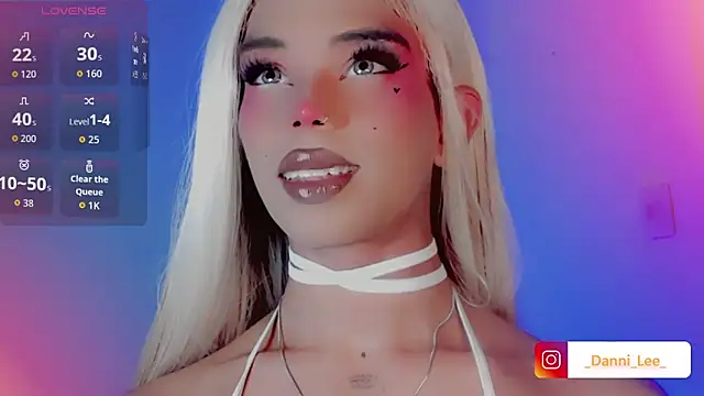 DanniLee  online show from 11-25-25, 10:43