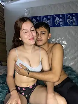 Snapshot of Jonlis01 chatting on 02-01-25, 02:56 Jonlis01 online show from 02-01-25, 02:56