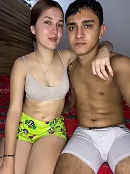 Snapshot of Jonlis01 chatting on 02-14-25, 04:41 Jonlis01 online show from 02-14-25, 04:41