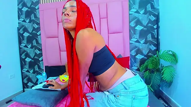 Brithanyslim online show from 04-01-26, 07:11