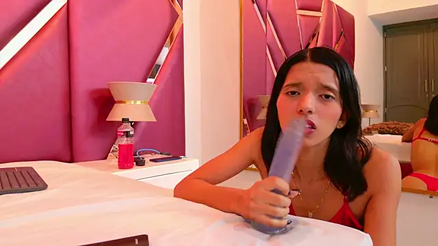 RebecaRelish online show from 12-19-24, 06:56