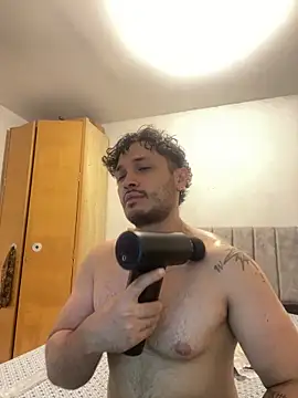 JossAckland online show from 03-08-26, 04:05