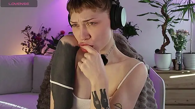 PaulaPratt online show from 03-13-26, 05:25