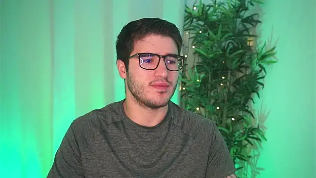 Tony Wylie online show from 03-12-26, 07:36