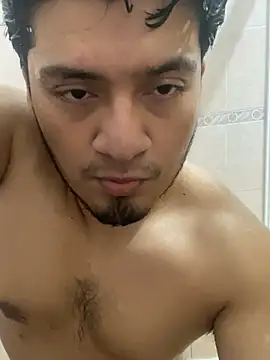 Snapshot of YoElMasHot chatting on 03-28-26, 01:38 YoElMasHot online show from 03-28-26, 01:38