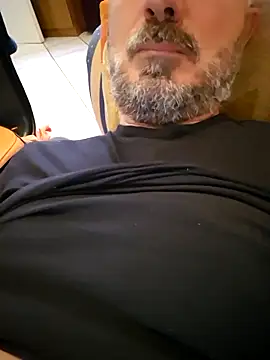 1talianBeutifulCock online show from 04-21-26, 12:00