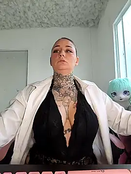 Snapshot of Lisacasandra chatting on 01-22-25, 11:10 Lisacasandra online show from 01-22-25, 11:10