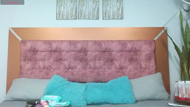 vennuss 89 online show from 02-04-25, 11:38