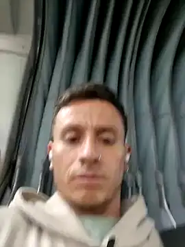 Snapshot of Andrewfalcon chatting on 12-12-24, 02:04 Andrewfalcon online show from 12-12-24, 02:04