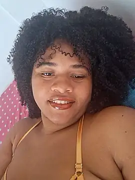 Snapshot of DANIELA_MICHEL chatting on 01-31-25, 05:42 DANIELA MICHEL online show from 01-31-25, 05:42