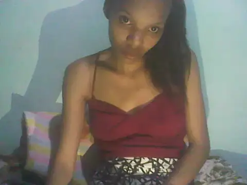 Snapshot of Antsoalie chatting on 11-03-25, 10:16 Antsoalie online show from 11-03-25, 10:16