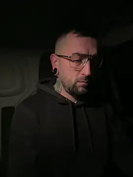 Snapshot of _Haptic_ chatting on 12-06-24, 03:30 Haptic online show from 12-06-24, 03:30