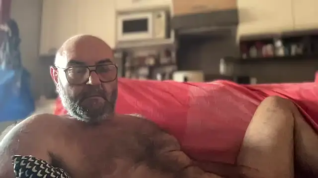 Snapshot of MM7026 chatting on 07-27-26, 11:50 MM7026 online show from 07-27-26, 11:50