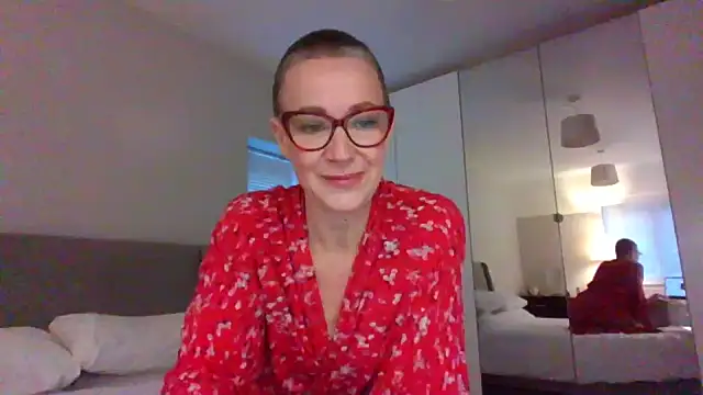 ELEGANT-ARIA36 online show from 01-06-25, 08:35