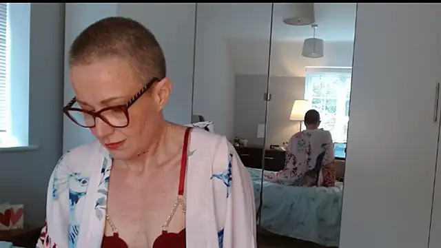 ELEGANT-ARIA36 online show from 02-14-25, 12:36