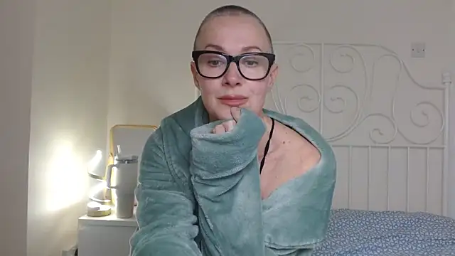 ELEGANT-ARIA36 online show from 02-06-26, 05:16