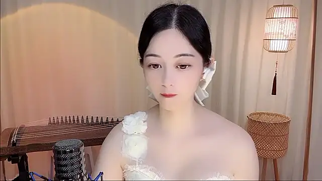 Snapshot of Tian-xin-999 chatting on 06-18-26, 04:11 Tian-xin-999 online show from 06-18-26, 04:11