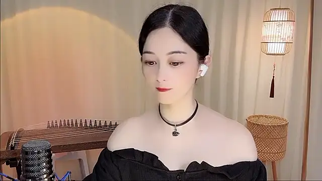 Snapshot of Tian-xin-999 chatting on 06-21-26, 04:20 Tian-xin-999 online show from 06-21-26, 04:20