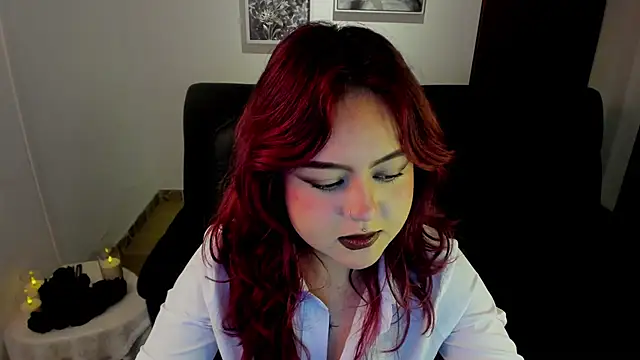 crimson tati  online show from 10-23-25, 04:12