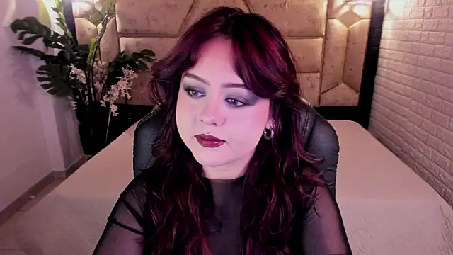 crimson tati  online show from 05-15-26, 04:52