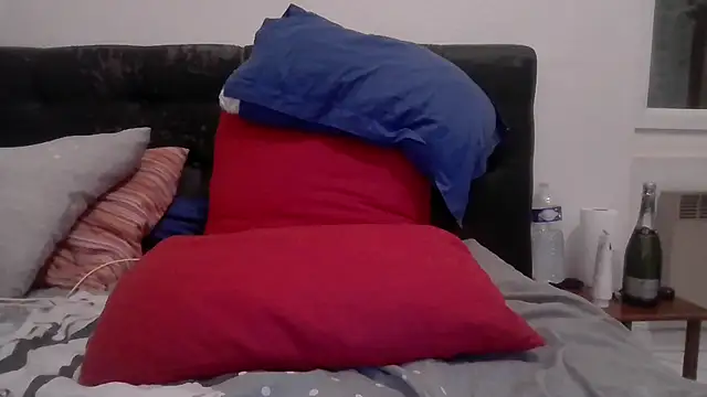 Snapshot of Cindy22 chatting on 03-03-25, 01:31 Cindy22 online show from 03-03-25, 01:31