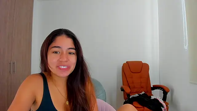 Snapshot of AriaMontgomery chatting on 02-25-25, 06:20 AriaMontgomery online show from 02-25-25, 06:20