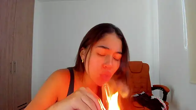 Snapshot of AriaMontgomery chatting on 02-26-25, 12:38 AriaMontgomery online show from 02-26-25, 12:38