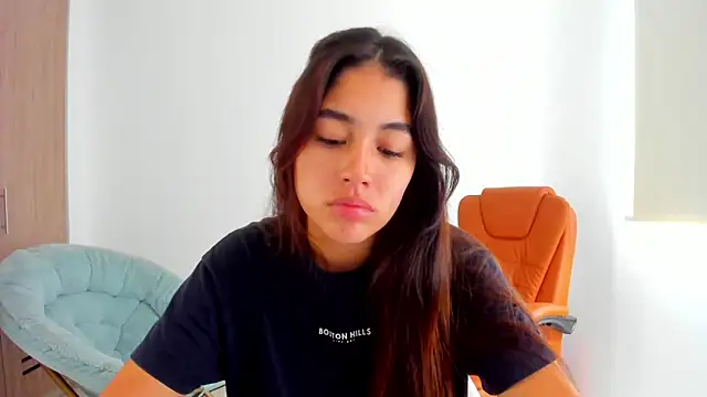 Snapshot of AriaMontgomery chatting on 03-07-25, 06:22 AriaMontgomery online show from 03-07-25, 06:22