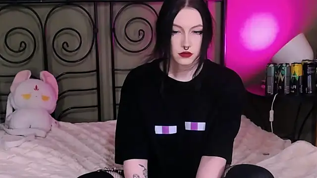 Snapshot of BlackyTea chatting on 11-07-25, 05:35 BlackyTea online show from 11-07-25, 05:35