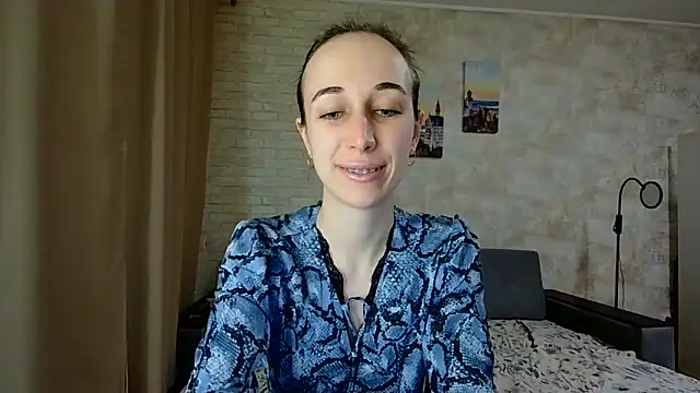 Anika bloom online show from 04-16-26, 08:42