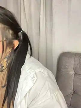 Snapshot of Nickiiiii chatting on 01-03-25, 03:05 Nickiiiii online show from 01-03-25, 03:05