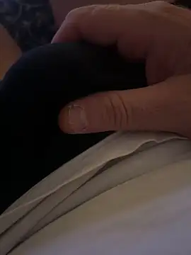 virgilioduro83 online show from 11-05-25, 10:32