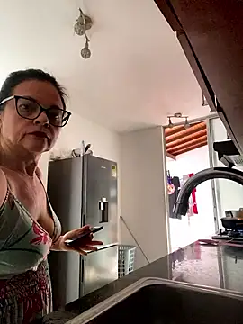 Sharongirl07 online show from 01-09-26, 12:41